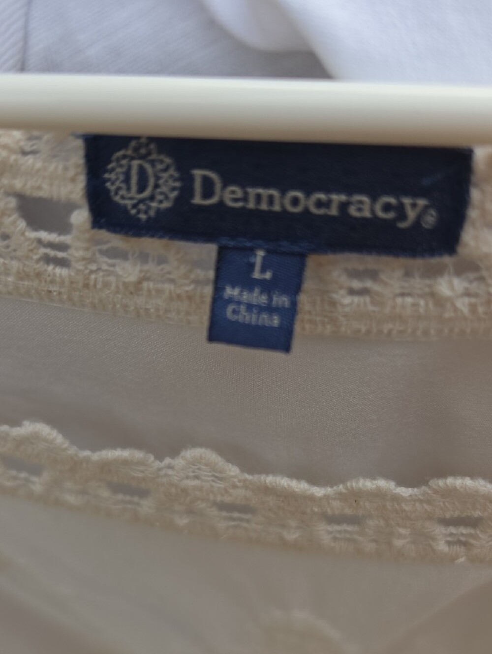 DEMOCRACY Embroidered Crochet-Trim Boho Tunic - Picture 5 of 7